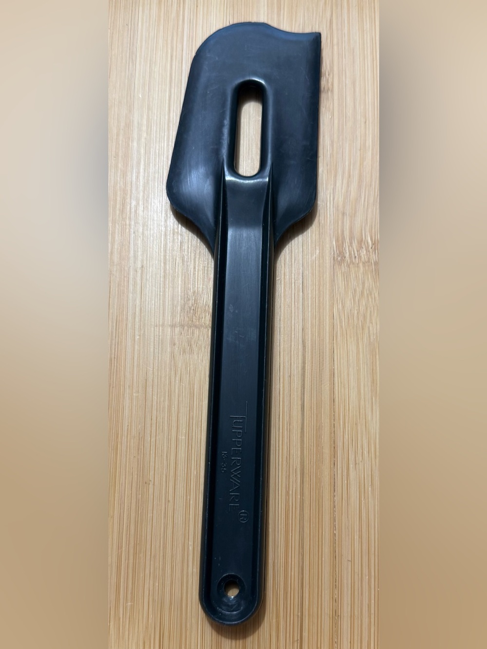 Tupperware Paddle Scraper Gadget Spatula Black 13-35